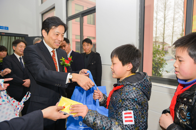 讓音樂陪伴孩子成長,奏響童年快樂音符