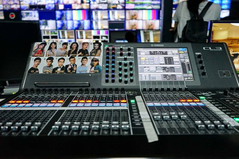 芒果TV《完美假期》節目——CL和QL數字調音臺完成90天×24小時不間斷直播