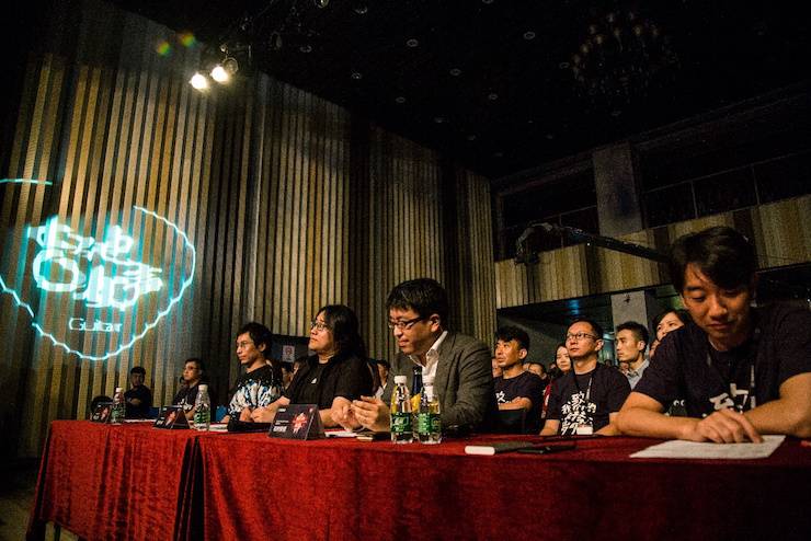 第四屆“雅馬哈吉他女聲彈唱大賽”總冠軍出爐<br />溫格奪冠，董冬冬擔(dān)任評委