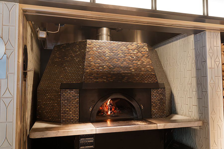 案例 | 雅馬哈音響系統為 800°Degrees 燃木餐廳的用餐氛圍提供音頻解決方案