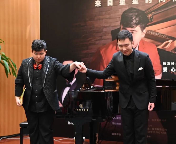 音樂雙子星，點亮冬日激情！——雅馬哈未來藝術家劉明康愛心公益音樂沙龍