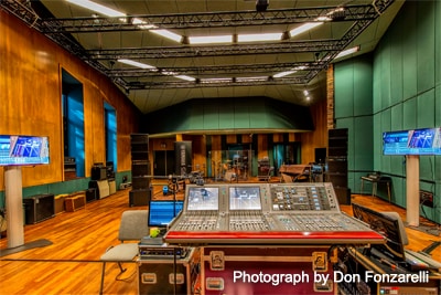 傳奇色彩的Wisseloord Studio主辦RIVAGE混音大師班