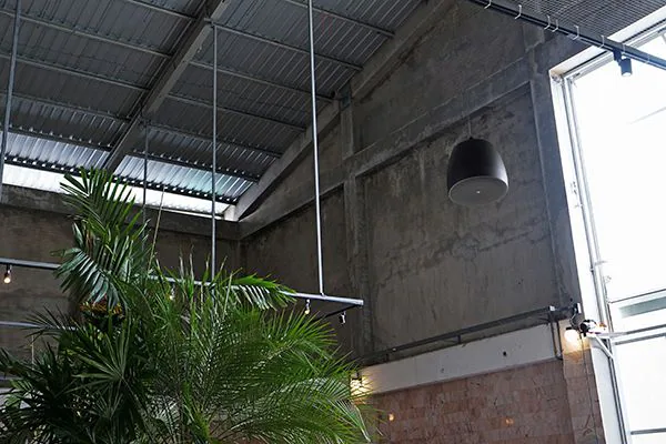 雅馬哈推出用于商業安裝環境的 VXH 系列懸掛式揚聲器