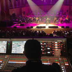 RIVAGE PM7助力Raphael的RESinphónico巡回演唱會成功