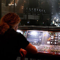 雅馬哈RIVAGE PM10與Jamiroquai一起看遍世界