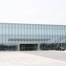 上海大眾汽車有限公司新展示廳——固定安裝系統(tǒng)中的DXR系列有源音箱