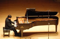 鋼琴家盛原協(xié)同全新雅馬哈CFX鋼琴亮相中山公園音樂(lè)堂 