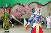 古典與現代的完美結合－雅馬哈雙排鍵電子琴在京劇中擔當伴奏 